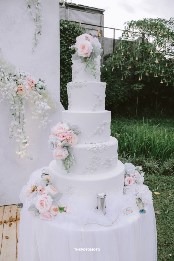 Reinard & Astrid Wedding Day by Mosandy Esenway management - 014