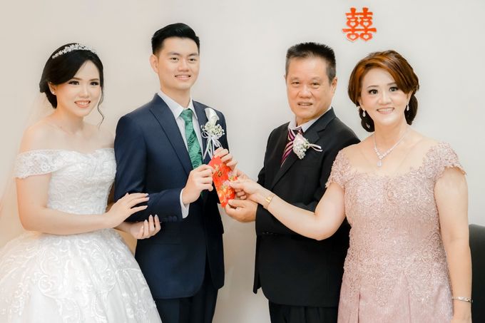 INTERNATIONAL WEDDING OF GIO & YOSHI AT MENARA MANDIRI 10F by Menara Mandiri by IKK Wedding - 004 INTERNATIONAL WEDDING OF GIO & YOSHI AT MENARA MANDIRI 10F by Menara Mandiri by IKK Wedding - 004