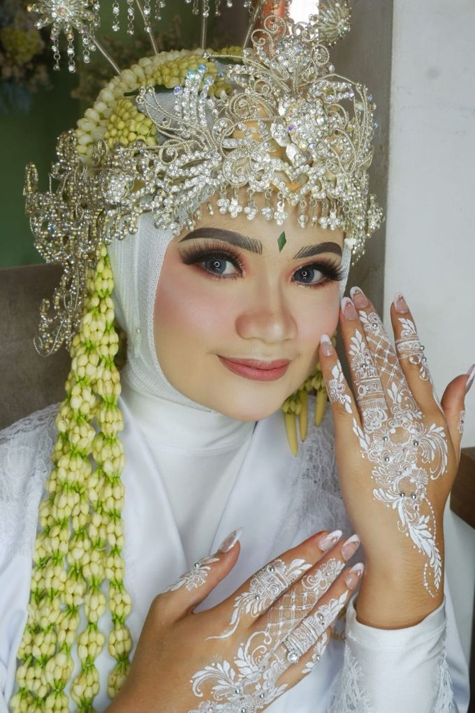 Make Up By Mulyani Make Up Artist by Mulyani Make Up Artist - 015