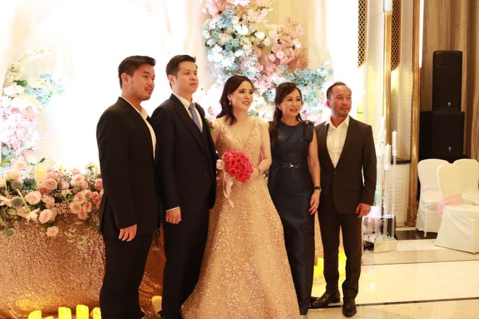 Jazz Wedding band at Engagement Palm Court Four Seasons Jakarta - By Double V Entertainment by Vica Decoration - 006 Jazz Wedding band at Engagement Palm Court Four Seasons Jakarta - By Double V Entertainment by Vica Decoration - 006