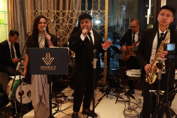 Jazz Wedding band at Engagement Palm Court Four Seasons Jakarta - By Double V Entertainment by Vica Decoration - 020 Jazz Wedding band at Engagement Palm Court Four Seasons Jakarta - By Double V Entertainment by Vica Decoration - 020