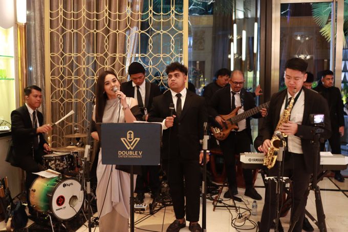 Jazz Wedding band at Engagement Palm Court Four Seasons Jakarta - By Double V Entertainment by Vica Decoration - 025 Jazz Wedding band at Engagement Palm Court Four Seasons Jakarta - By Double V Entertainment by Vica Decoration - 025