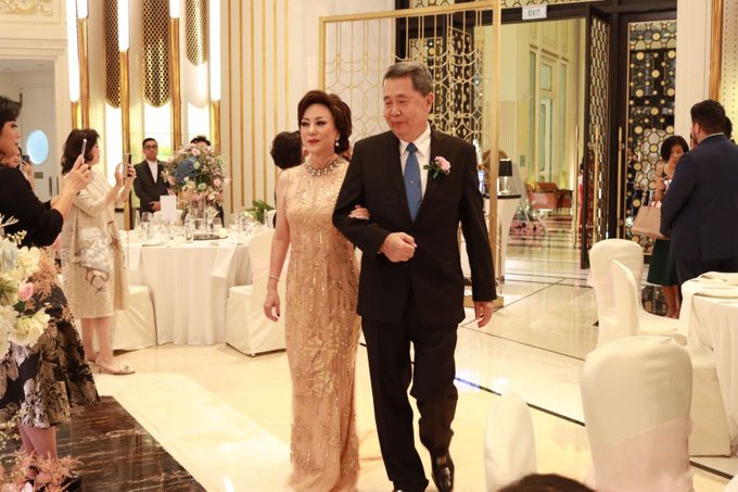 Jazz Wedding band at Engagement Palm Court Four Seasons Jakarta - By Double V Entertainment by Vica Decoration - 032 Jazz Wedding band at Engagement Palm Court Four Seasons Jakarta - By Double V Entertainment by Vica Decoration - 032