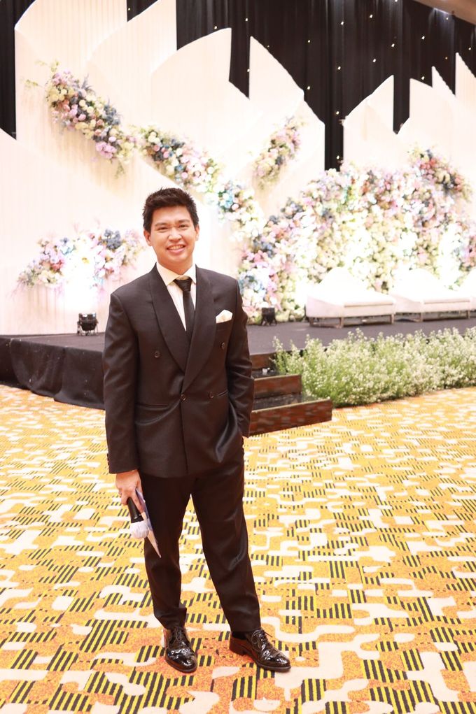 jazz wedding band at Grand Mercure Kemayoran by Double V Entertainment by Libra Cake - 006