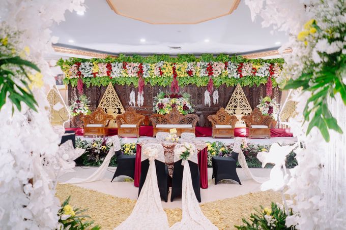 Dea & Dito by Tiga Dara Catering & Wedding Organizer - 006 Dea & Dito by Tiga Dara Catering & Wedding Organizer - 006