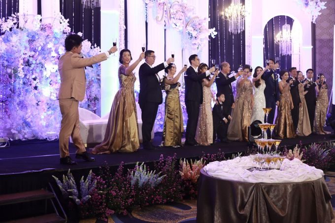 Anthony Stevven MC Wedding at Ballroom resinda Karawang by Wonderful Decoration - 026