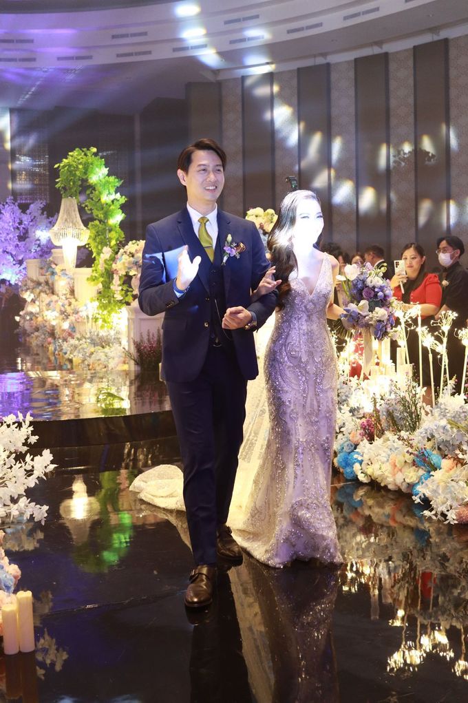 Anthony Stevven MC Wedding at Ballroom resinda Karawang by Wonderful Decoration - 035