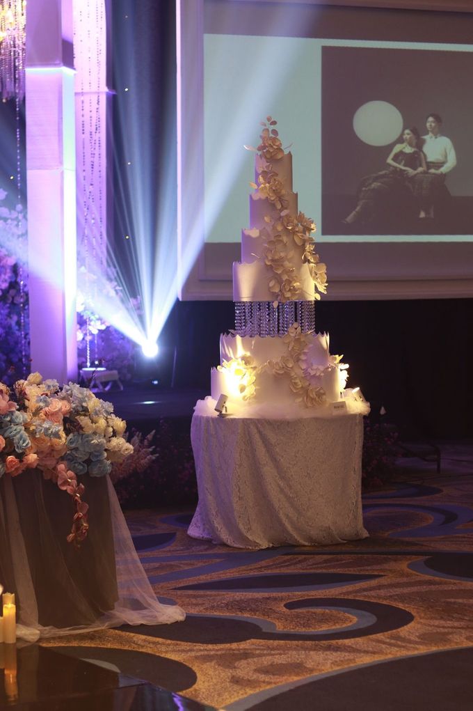 Anthony Stevven MC Wedding at Ballroom resinda Karawang by Wonderful Decoration - 047