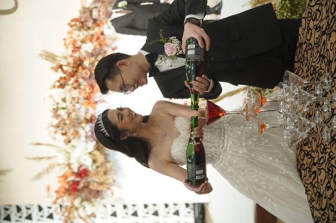 THE WEDDING OF RISWANDY GUNAWAN & CELOSIA LUKMAN by Ohana Enterprise - 036 THE WEDDING OF RISWANDY GUNAWAN & CELOSIA LUKMAN by Ohana Enterprise - 036