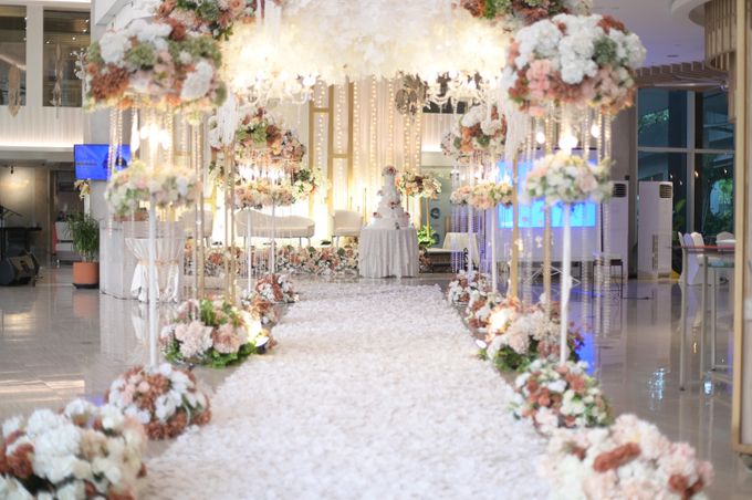 THE WEDDING OF KENT WIRANATA & ESTI RITA DIAN ARIESWATI by Ohana Enterprise - 005