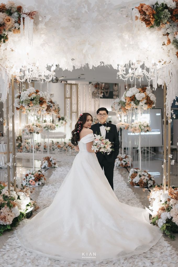 THE WEDDING OF KENT WIRANATA & ESTI RITA DIAN ARIESWATI by Ohana Enterprise - 018