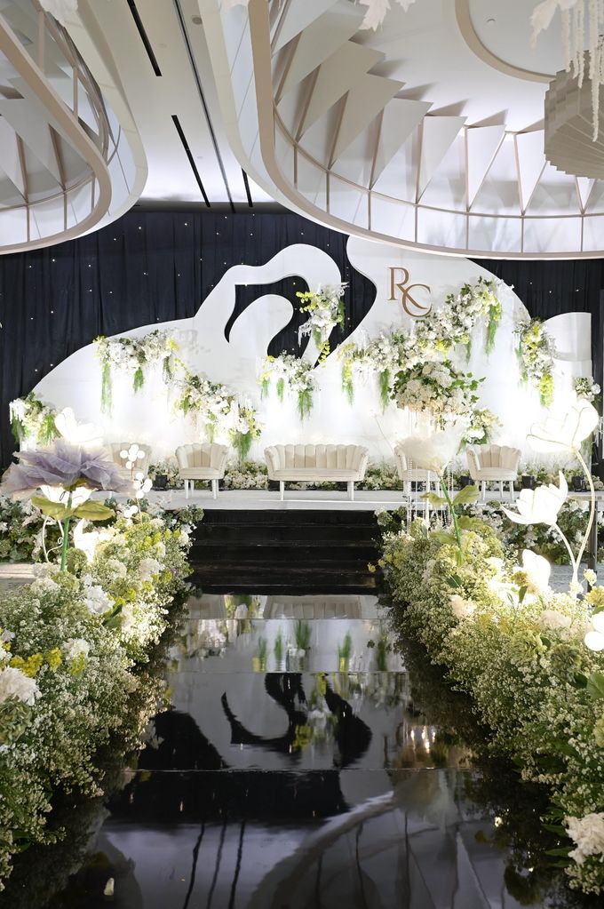 THE WEDDING OF RICKY SEPTI ANDRI & GLORIA GIA CINTA KIRANNY by Vivere Hotel & Resorts - 013