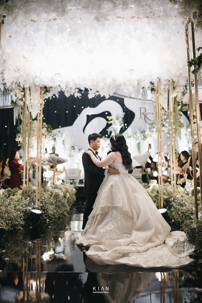 THE WEDDING OF RICKY SEPTI ANDRI & GLORIA GIA CINTA KIRANNY by Ohana Enterprise - 017