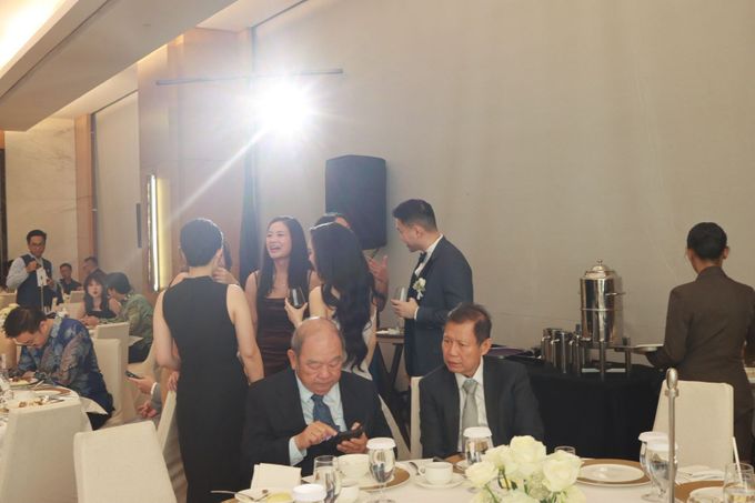 jazz wedding band for intimate wedding at Retreat lounge Westin Hotel Jakarta by Double V Entertainment by The Westin Jakarta - 005