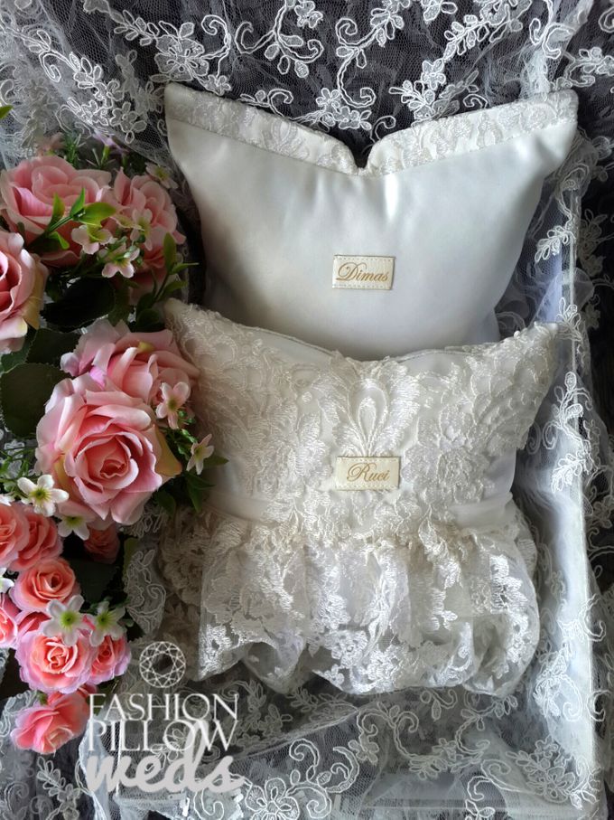 Traditional Indonesian Wedding pillow by Fashion Pillow Weds - 001