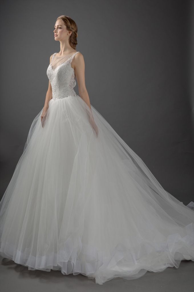 Bridal Gown Collection: Whimsical Wonderland by La Belle Couture Weddings Pte Ltd - 026 Bridal Gown Collection: Whimsical Wonderland by La Belle Couture Weddings Pte Ltd - 026