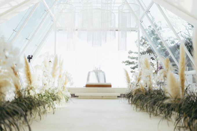 Cliffside Chapel Wedding for Willson & Stella by Vilia Wedding Planner - 008 Cliffside Chapel Wedding for Willson & Stella by Vilia Wedding Planner - 008