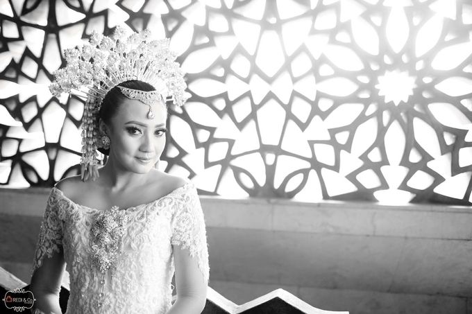 Ajeng & Yogia by REDI & Co. Photography - 003