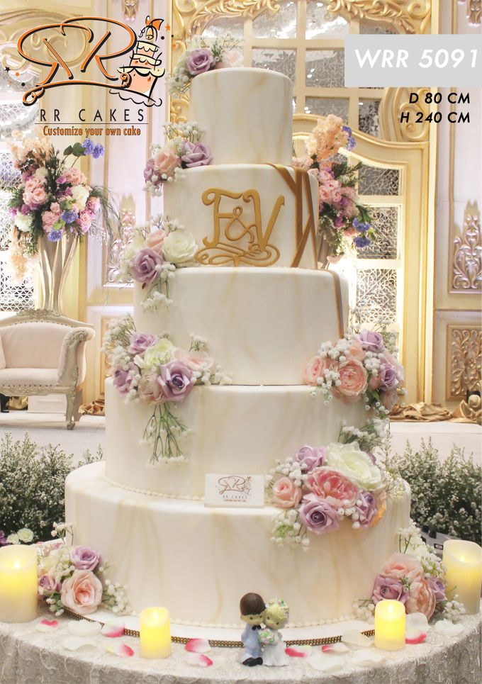 Weddingcake in 2019 - 5 tiers by RR CAKES - 004