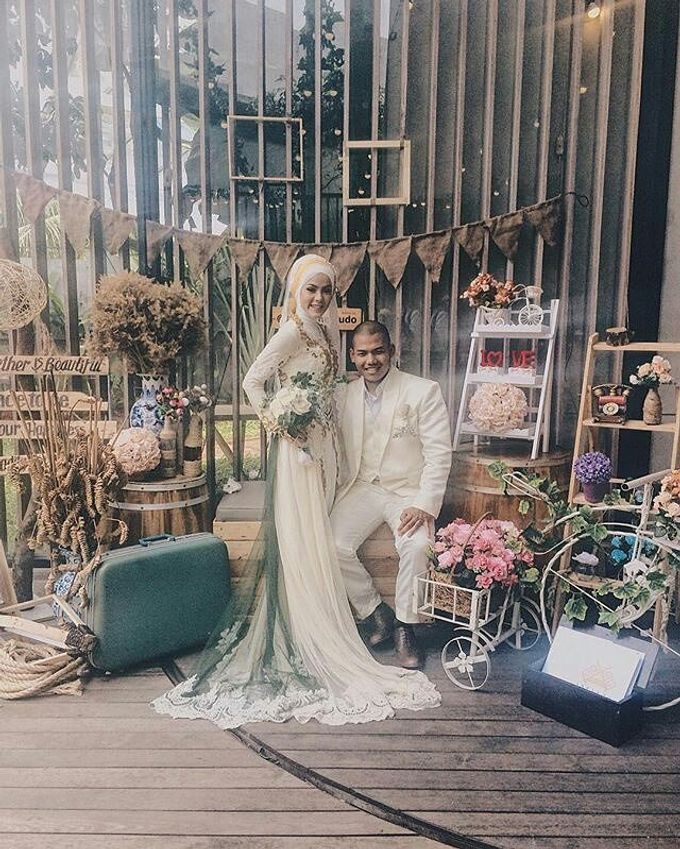 Wedding Of Dina Adit By Azila Villa Bridestory Com