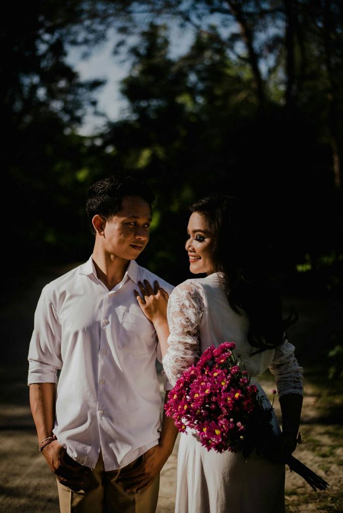 Abri & Citra Casual Couple Session by Satrya Photography - 005 Abri & Citra Casual Couple Session by Satrya Photography - 005