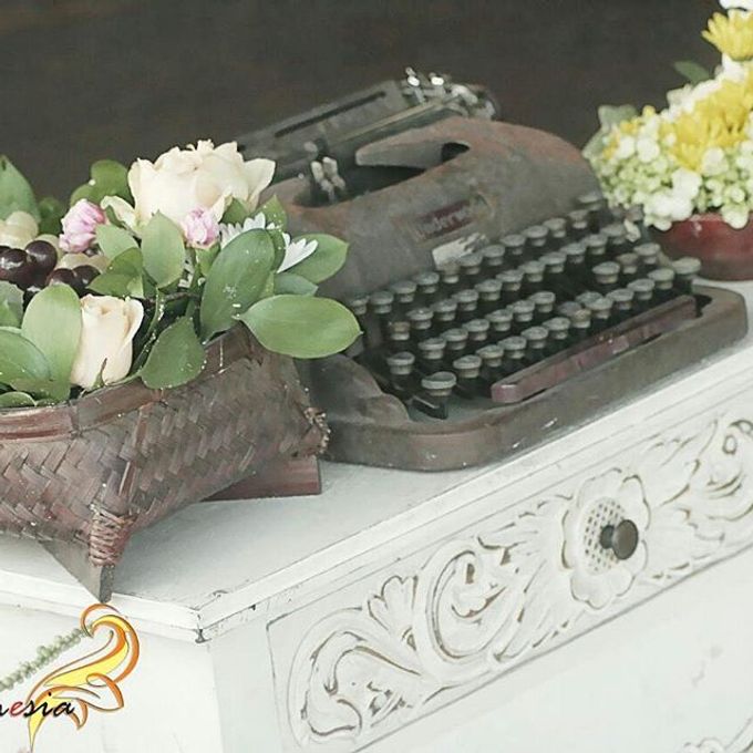 Vintage Decor by Dekor Indonesia - 001 Vintage Decor by Dekor Indonesia - 001