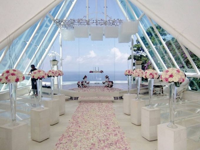 our chapel and water wedding decor by Jc Florist Bali - 009 our chapel and water wedding decor by Jc Florist Bali - 009