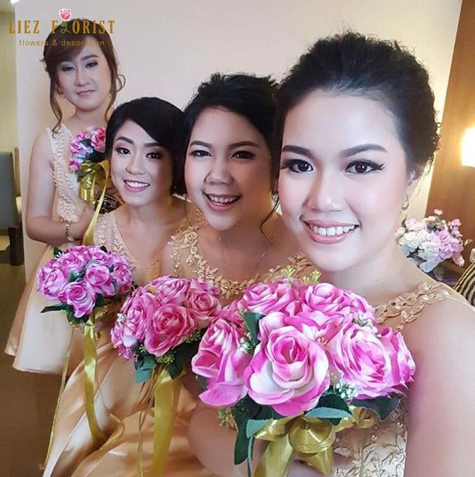 Wedding Hand Bouquets by Liez Florist & Decoration - 009 Wedding Hand Bouquets by Liez Florist & Decoration - 009
