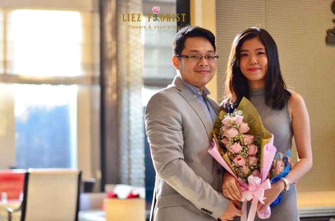 Valentine Bouquets by Liez Florist & Decoration - 002