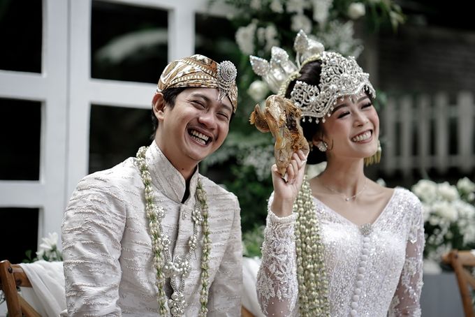 Yoga Arizona & Widya Amelia Wedding by SVARNA by IKAT Indonesia Didiet Maulana - 031 Yoga Arizona & Widya Amelia Wedding by SVARNA by IKAT Indonesia Didiet Maulana - 031