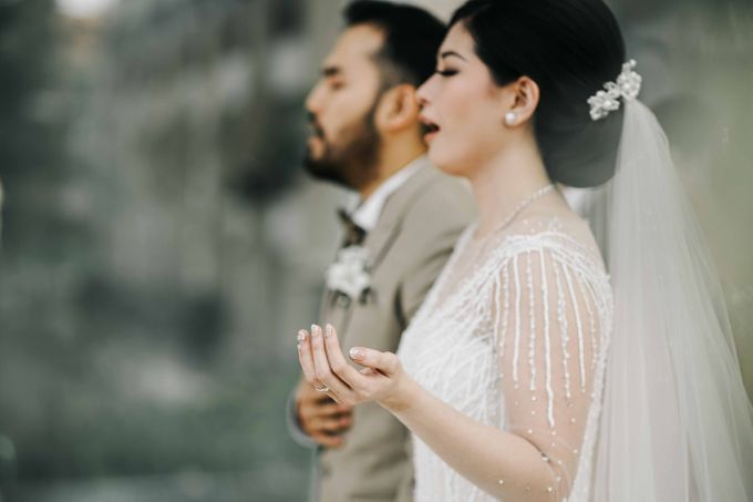 Holy Matrimony: Bali Wedding - Andrew & Agnes by Levin Pictures - 037