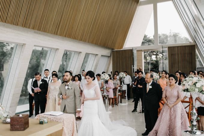 Holy Matrimony: Bali Wedding - Andrew & Agnes by Levin Pictures - 036