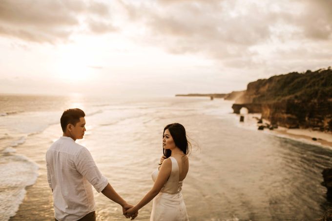 Alvin & Rosa Sumba Prewedding by Levin Pictures - 017 Alvin & Rosa Sumba Prewedding by Levin Pictures - 017