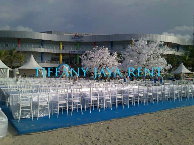 Tiffany Chair by TIFFANY JAYA RENT-KURSI TIFFANY - 009 Tiffany Chair by TIFFANY JAYA RENT-KURSI TIFFANY - 009