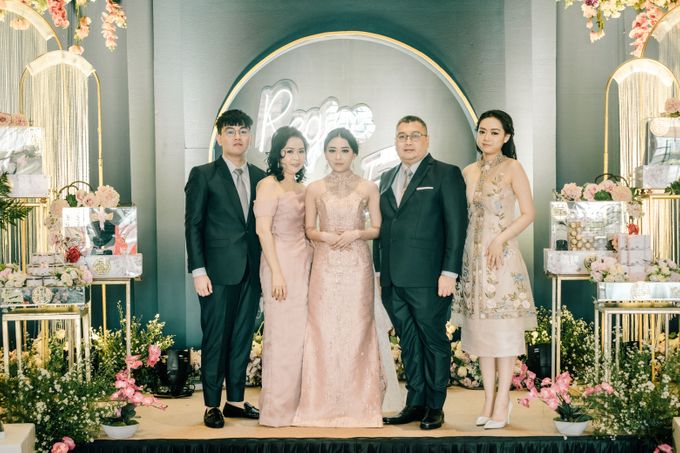 Engagement of Eric and Regine by Yosgawan Studios - 011 Engagement of Eric and Regine by Yosgawan Studios - 011