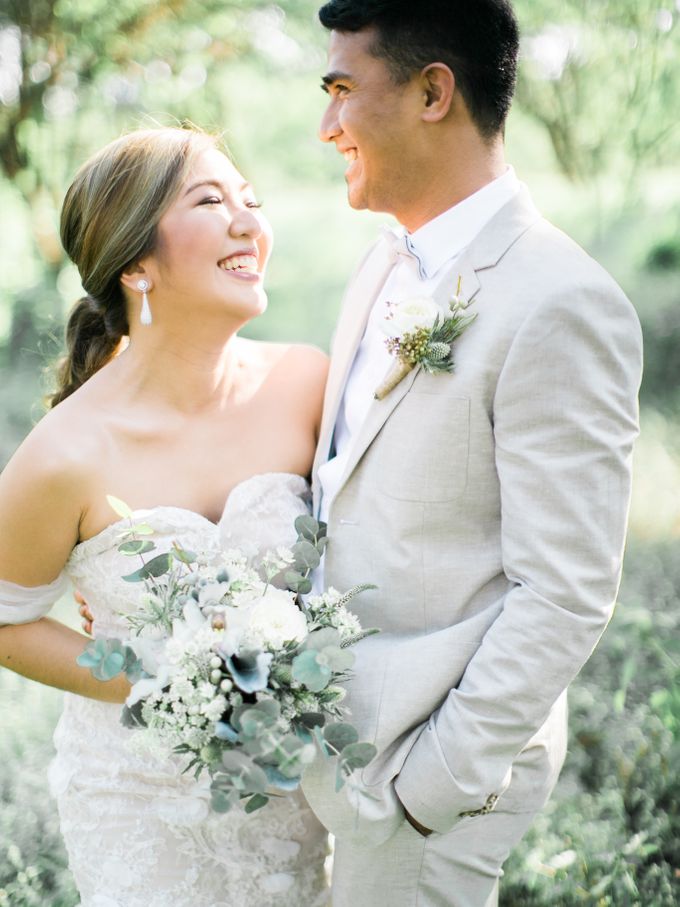 Marlo + Nina Intimate Wedding by OneCarlo Photography - 015 Marlo + Nina Intimate Wedding by OneCarlo Photography - 015