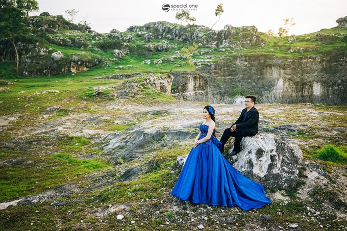 Prewedding Mr. Jeffry And Ms. Meliana by AngelineThresdy Makeup Artist - 006