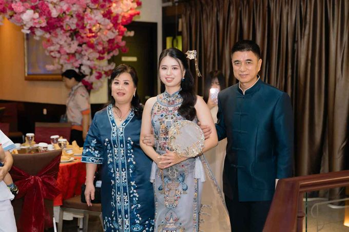 The Engagement of Desy & Hendrik by Blessing Couple - 005