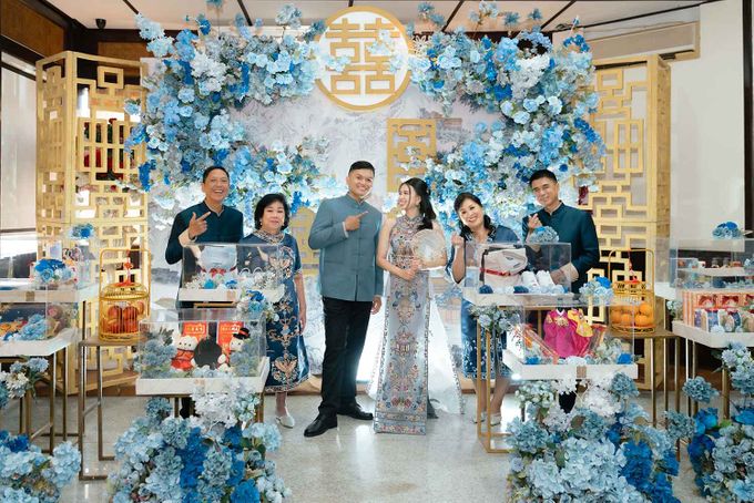 The Engagement of Desy & Hendrik by Blessing Couple - 008