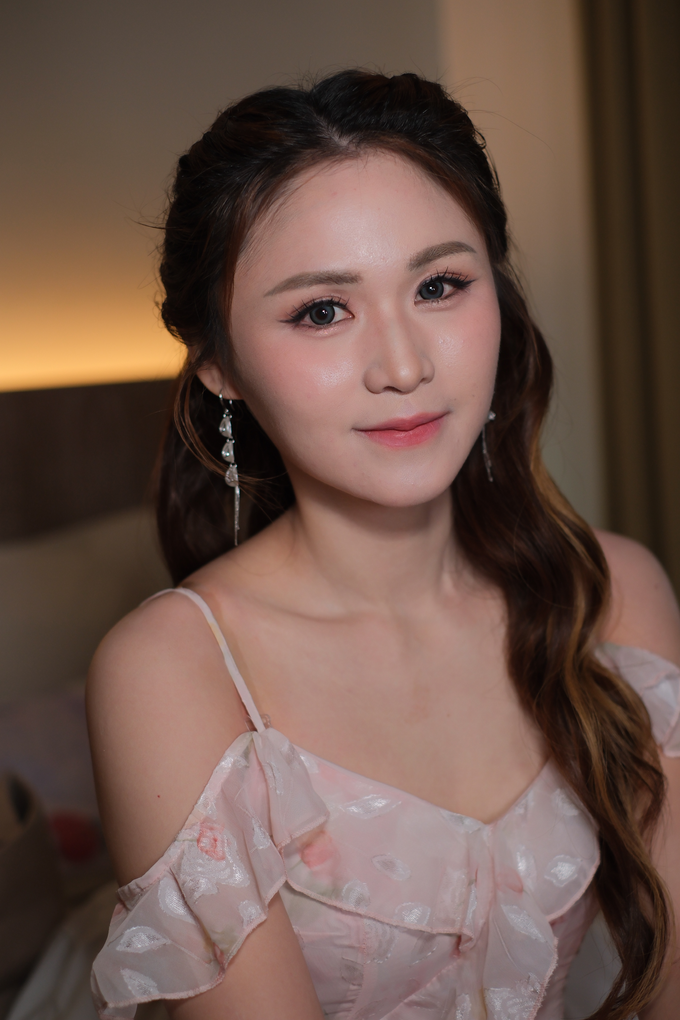 Ms Yenny by Yuka Makeup Artist - 002 Ms Yenny by Yuka Makeup Artist - 002
