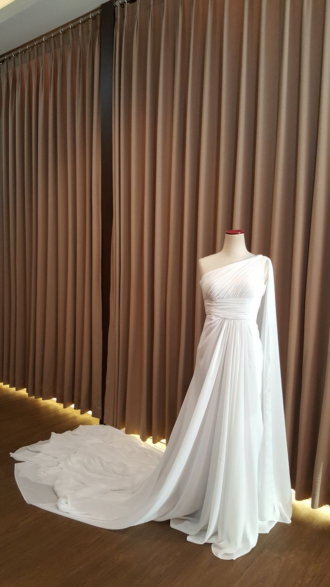 Rent A Gown Collection - 1 by Rent a Gown - 001 Rent A Gown Collection - 1 by Rent a Gown - 001