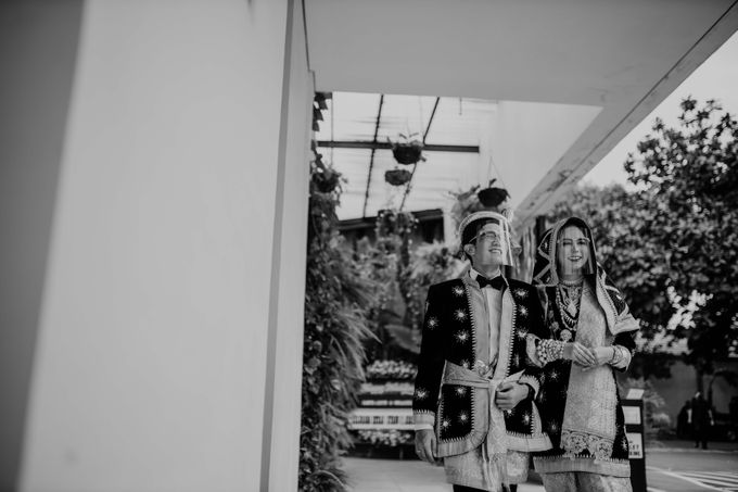 Zanita & Ugrasena Wedding Reception at The Allwynn by AKSA Creative - 011