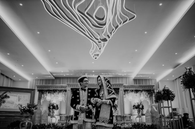 Zanita & Ugrasena Wedding Reception at The Allwynn by AKSA Creative - 008