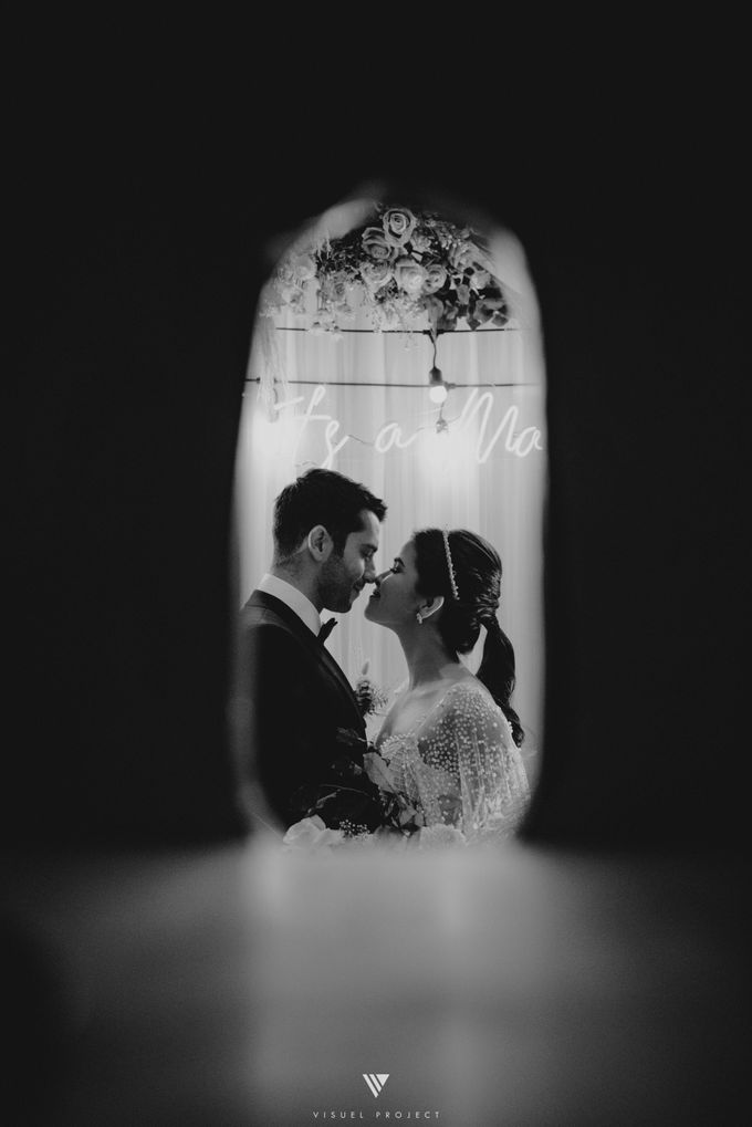 THE WEDDING OF ATIKA & FLORIN by Cerita Bahagia - 001 THE WEDDING OF ATIKA & FLORIN by Cerita Bahagia - 001