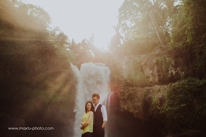 great waterfall bali by Maxtu Photography - 001 great waterfall bali by Maxtu Photography - 001