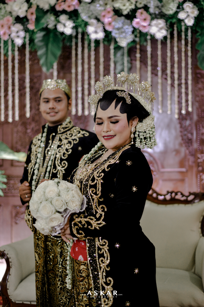 The Wedding of Arum & Adit • 28 November 2018 by Zia Brides Make Up Artist & Kebaya - 010