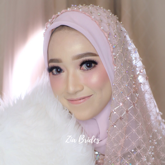 Flawless Touch Wedding Make Up by Zia Brides Make Up Artist & Kebaya - 002 Flawless Touch Wedding Make Up by Zia Brides Make Up Artist & Kebaya - 002
