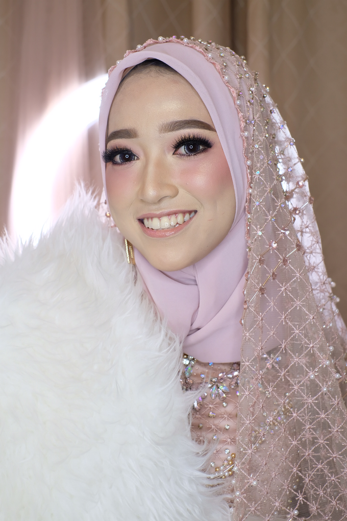 Flawless Touch Wedding Make Up by Zia Brides Make Up Artist & Kebaya - 004