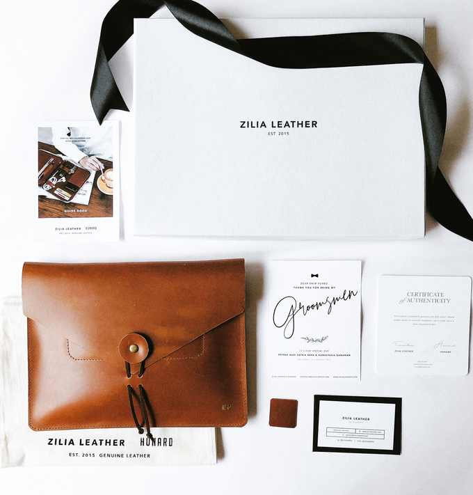 Bridesmaid & Groomsmen Gift by Zilia Leather - 002