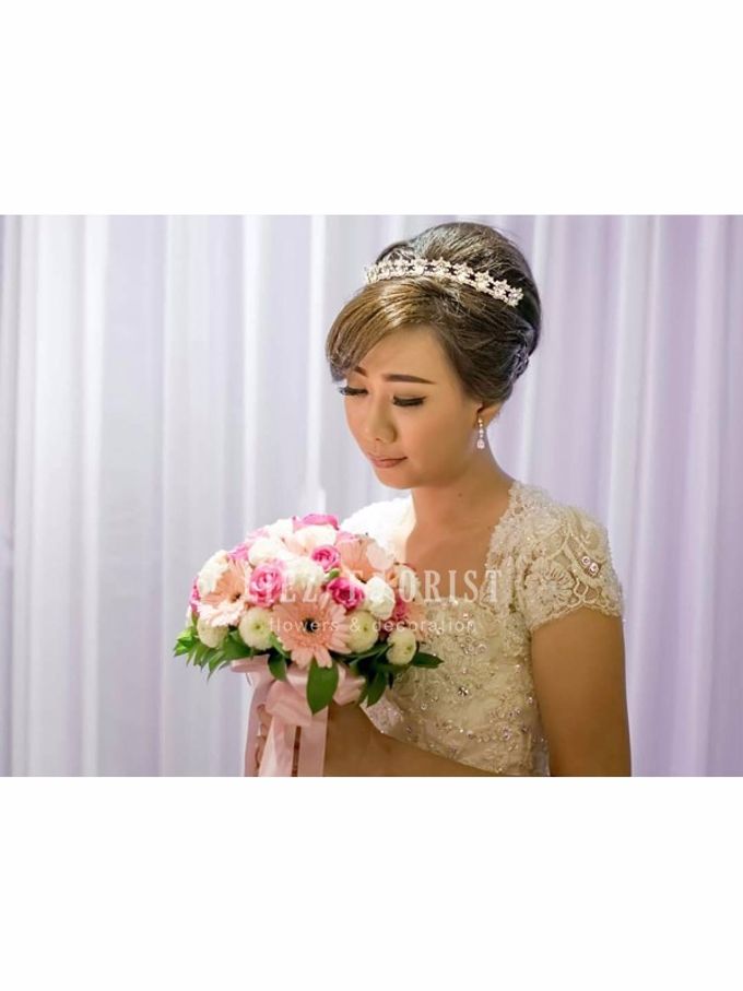 Wedding Hand Bouquets by Liez Florist & Decoration - 001 Wedding Hand Bouquets by Liez Florist & Decoration - 001